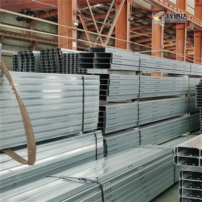 عرشه نازک C Purlins